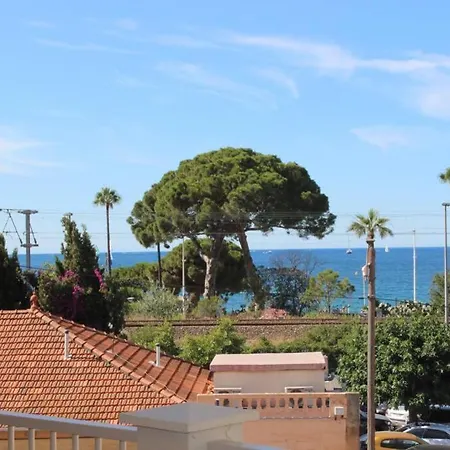 3 Pieces En Duplex Apartment